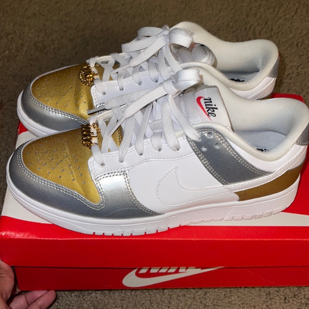 Nike Dunk Low
